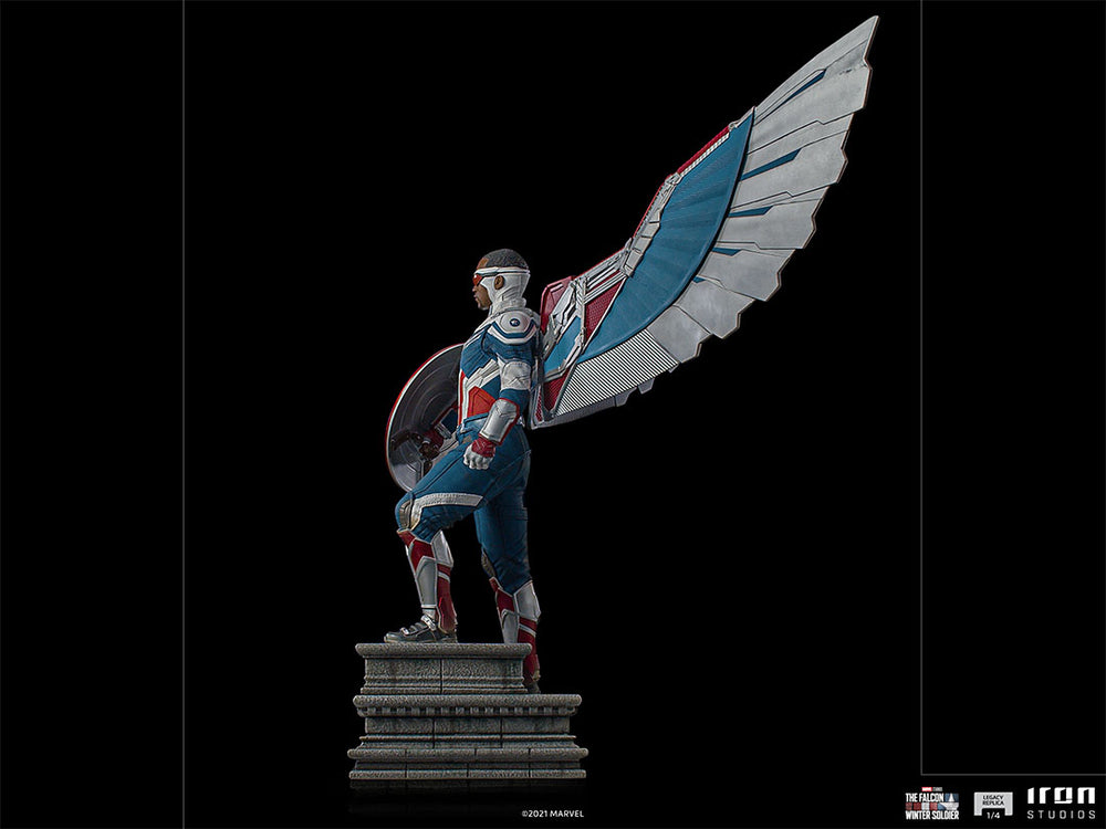 IRON Studios: Falcon y Winter Soldier - Capitan America Sam Wilson Alas Abiertas Legacy Replica 1/4