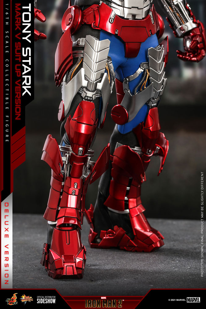 Hot Toys Marvel: Iron Man 2 - Tony Stark Mark V Ensamblaje Deluxe Escala 1/6