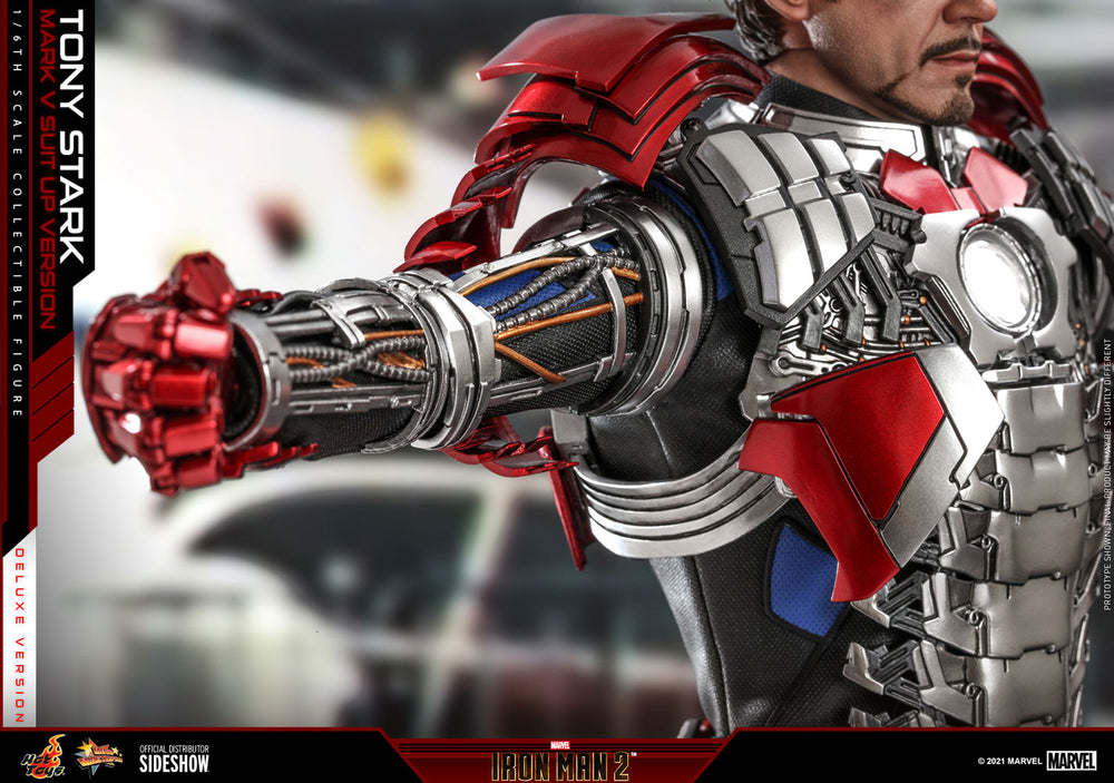 Hot Toys Marvel: Iron Man 2 - Tony Stark Mark V Ensamblaje Deluxe Escala 1/6